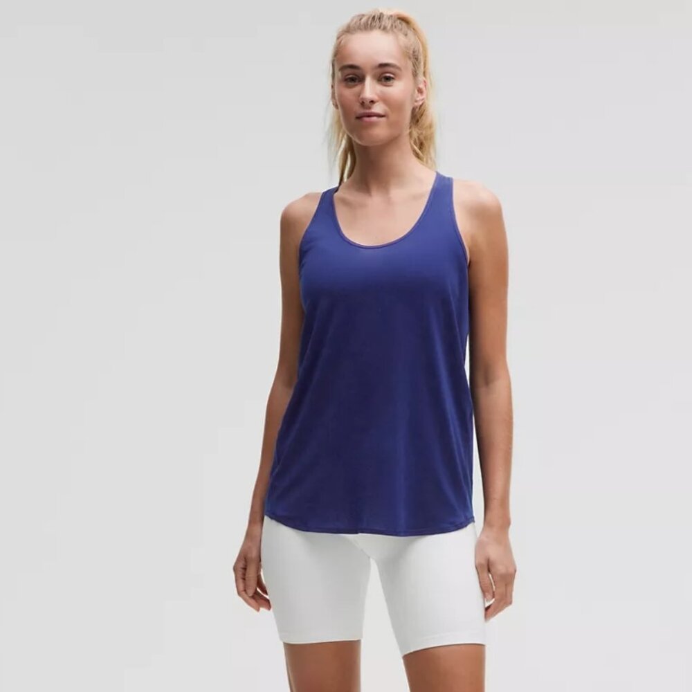 Essential tank top pleated
